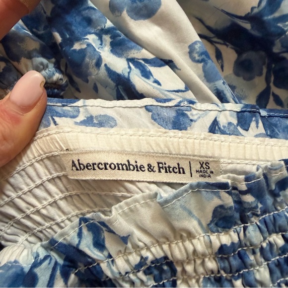 Abercrombie & Fitch Blue and White Floral Midi Dress - Picture 8 of 8